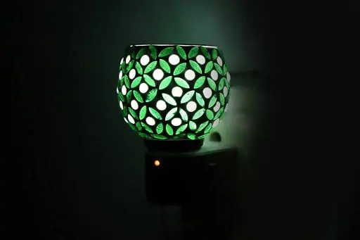 Kapoor Dani Electrical Camphor Diffuser Glass with On/Off Switch to Toggle Between Burner and Lamp (Green Kapoordani)